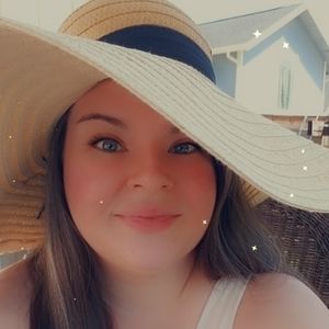 Meet your Posher, Teila